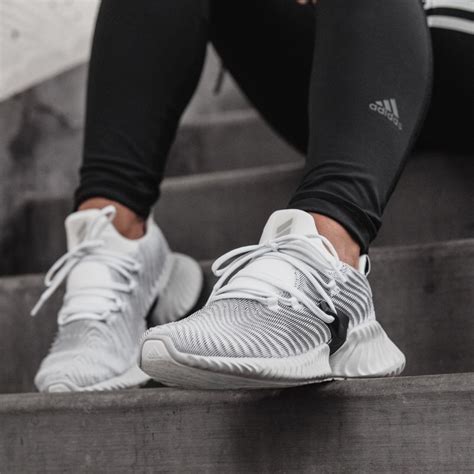 adidas women's alphabounce instinct review